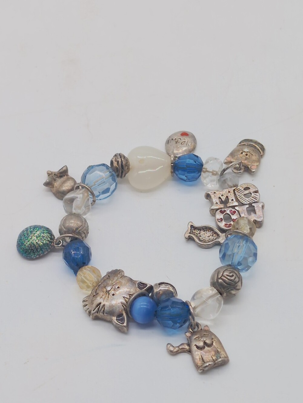 Vintage Y2K Chunky Blue Beaded Cat Charm Bracelet - Women Jewelry